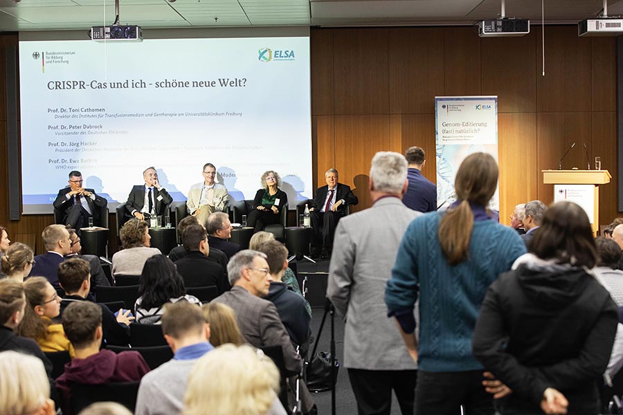 Professor Dabrock vom Deutsche Ehtikrat in seinem Impulsvortrag Professor Dabrock vom Deutsche Ehtikrat in seinem Impulsvortrag
