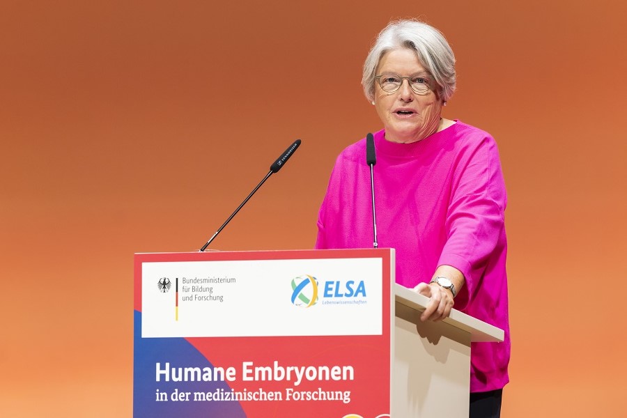 Professorin Wiesemann während der Konferenz