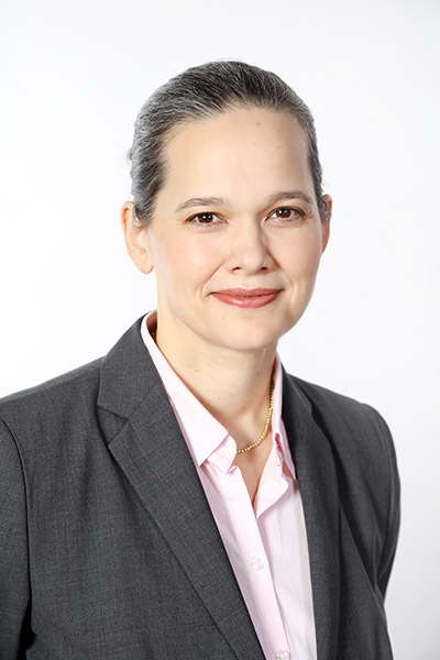 Porträt von Professorin Dr. Veronika von Messling