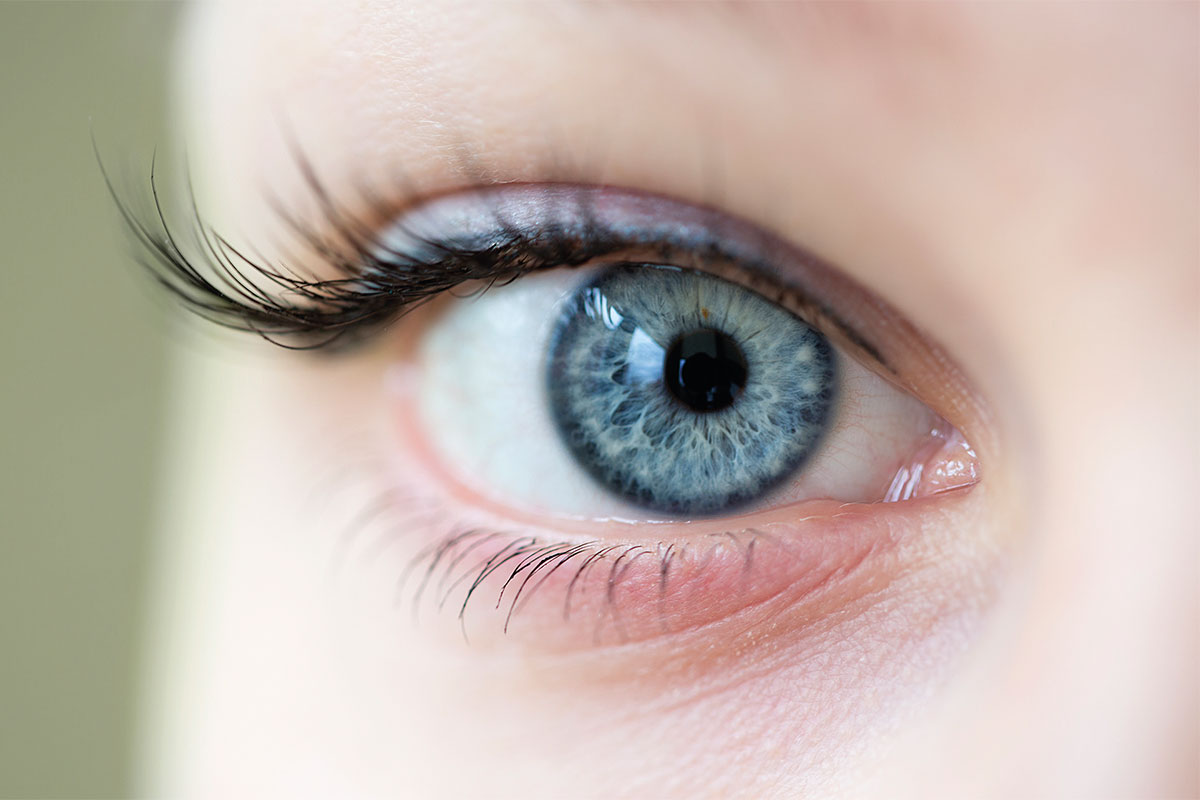 rechtes Auge