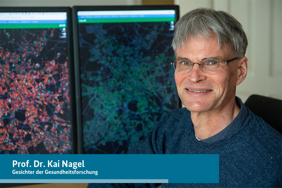 Professor Nagel vor Computer-Bildschirmen.