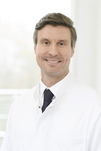Professor Dr. med. Bernhard Kr&auml;mer