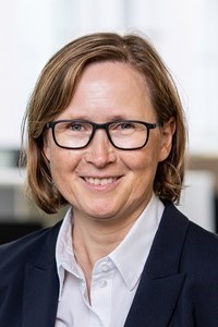Professorin Dr. Dr. Melanie Börries
