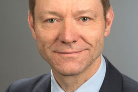 Portrait von Professor Dr. Hans-Helmut König